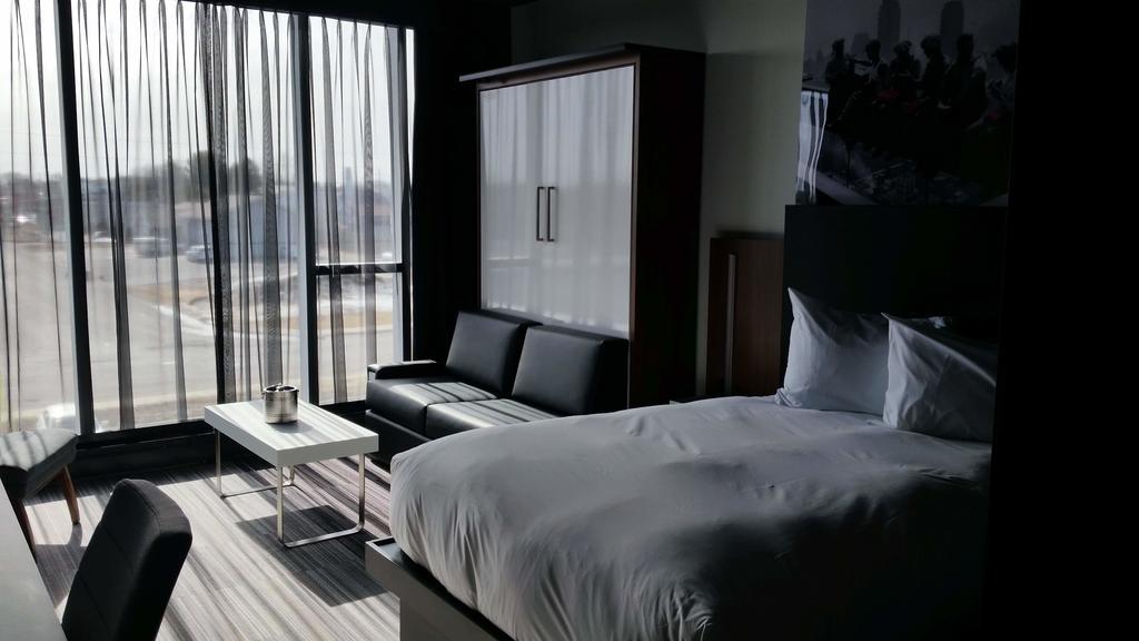 Grand Times Hotel 드럼먼드빌 외부 사진