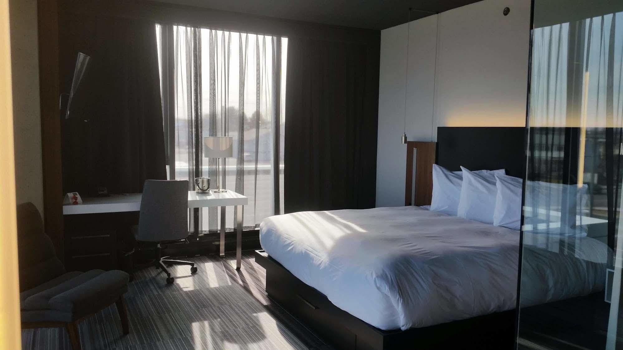 Grand Times Hotel 드럼먼드빌 외부 사진